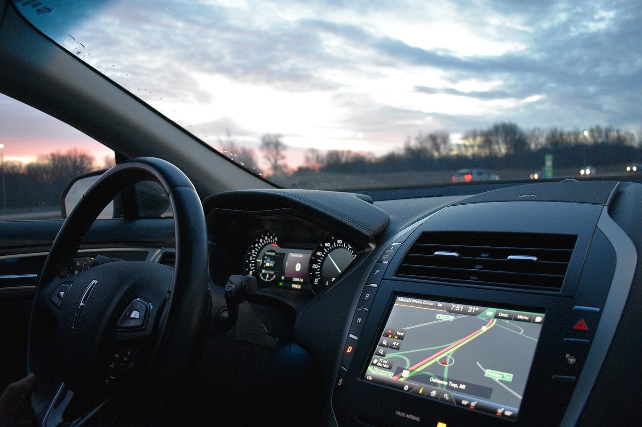Touchscreen während der Fahrt bedienen?