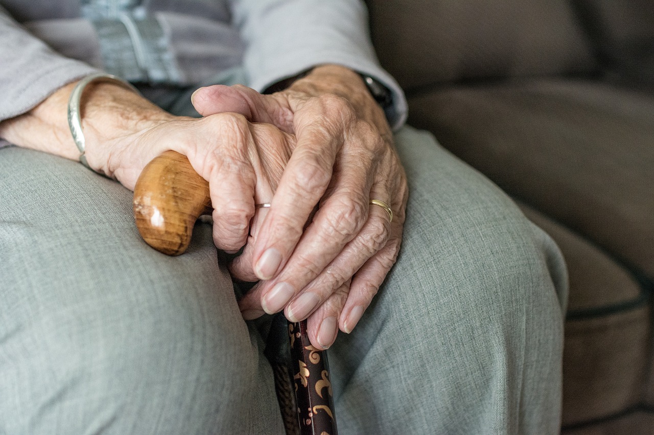 Früh genug für den Pflegefall vorsorgen